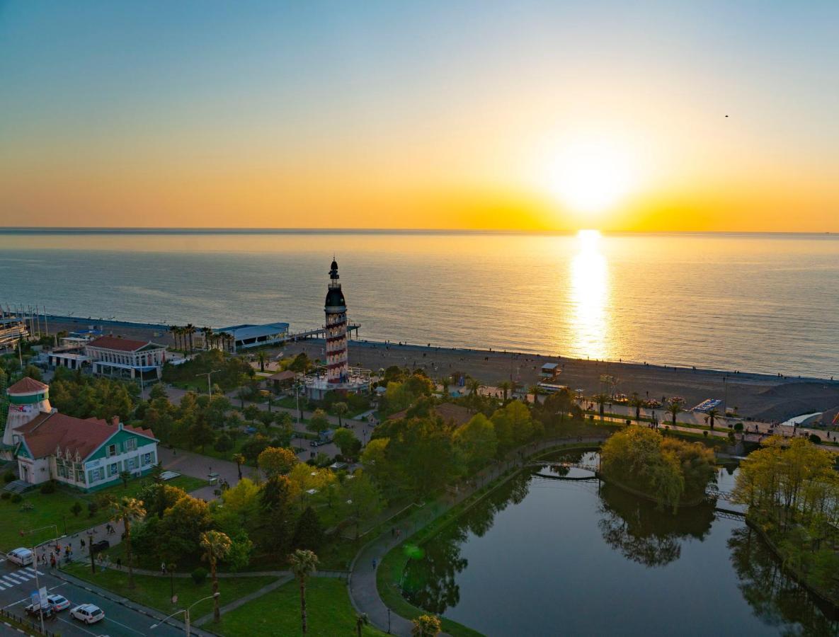Luxury Sea View Orbi City Batumi Exterior foto